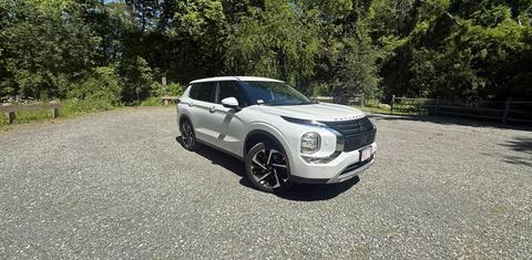 Mitsubishi Outlander 2024