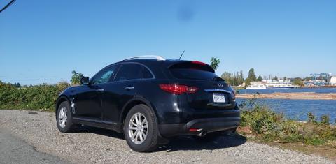 INFINITI QX70 2016
