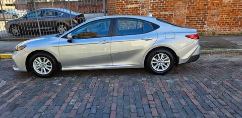 Toyota Camry Hybrid 2025