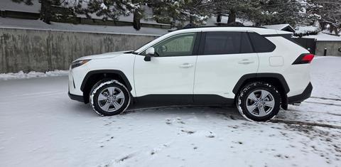 Toyota RAV4 Hybrid 2024