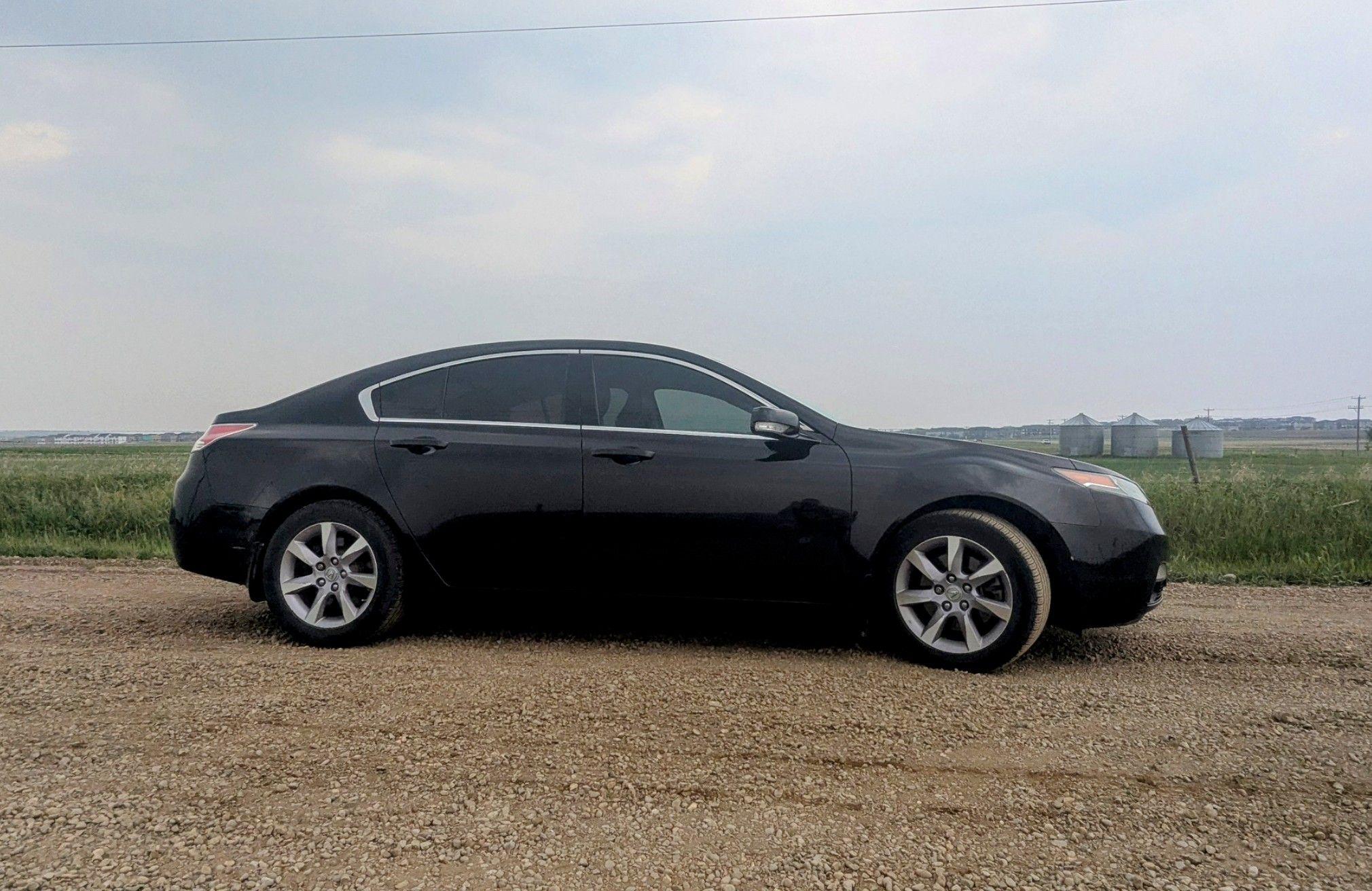 Acura TL 2013 à Calgary, AB