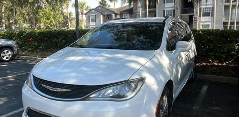 Chrysler Pacifica 2019