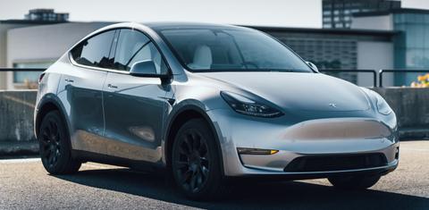Tesla Model Y 2024