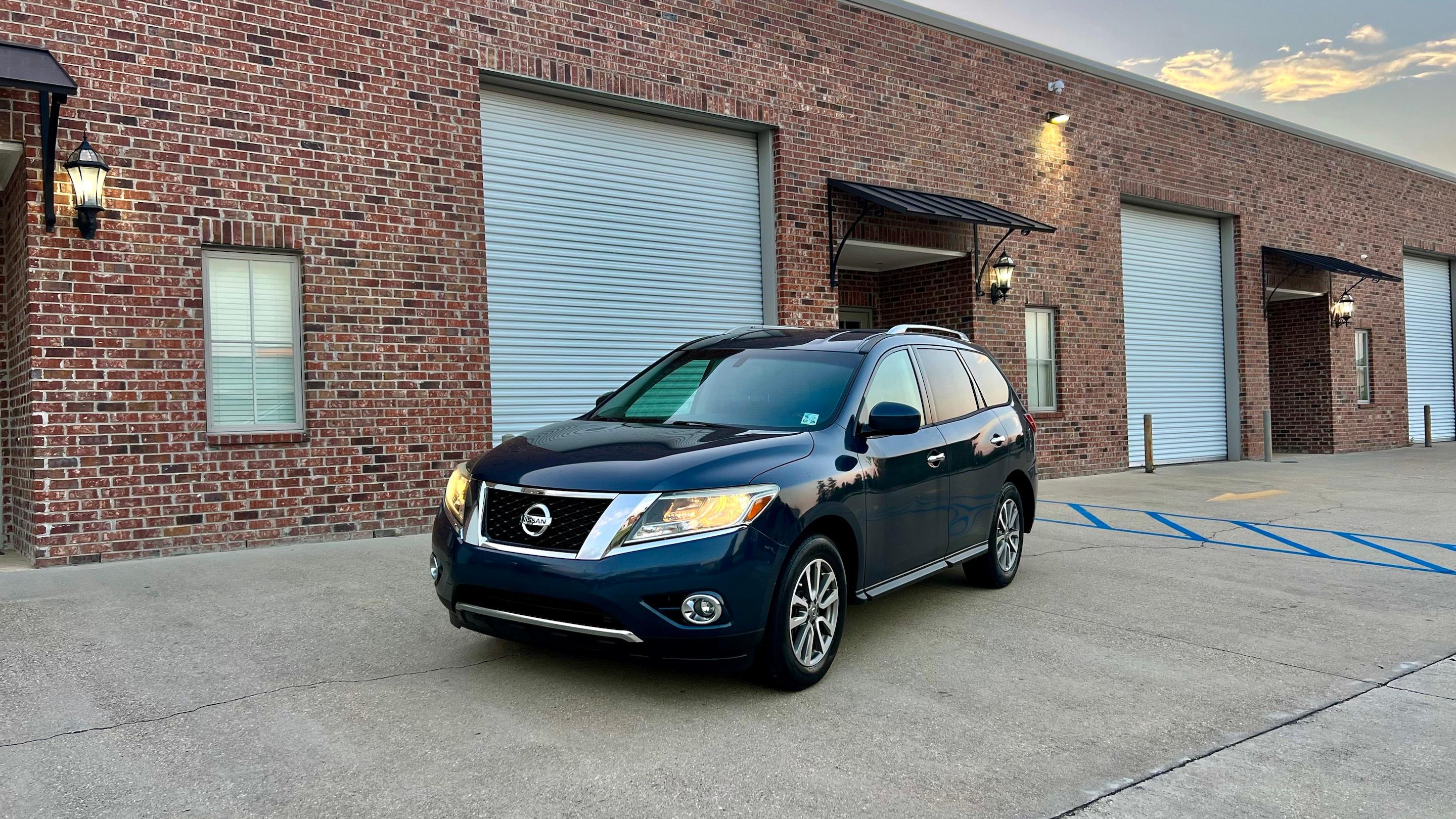 Nissan Pathfinder 2015 in Baton Rouge, LA
