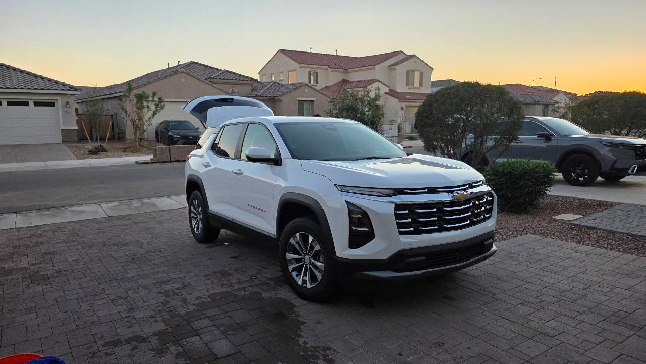 Chevrolet Equinox 2025 in Litchfield Park, AZ