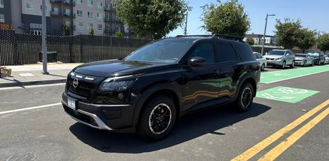 Nissan Pathfinder 2025