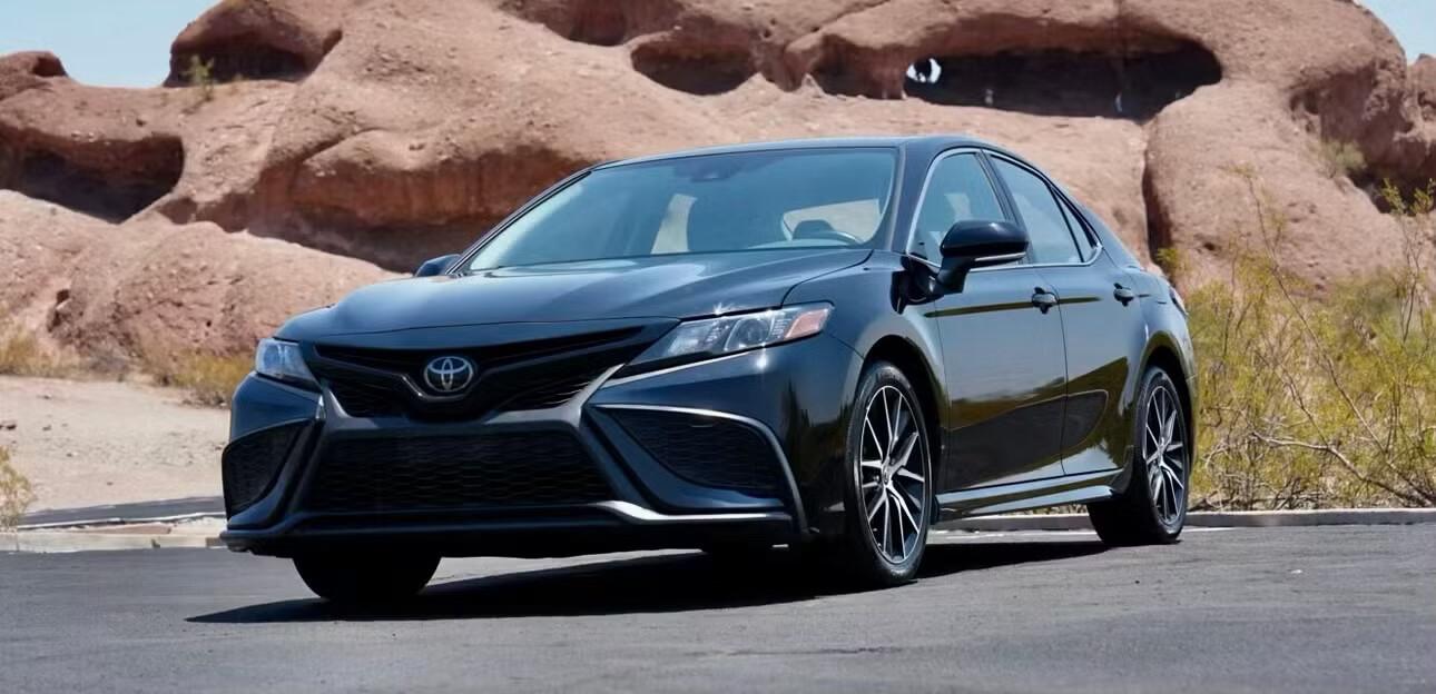Toyota Camry 2024 in Ann Arbor, MI