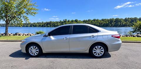 Toyota Camry 2017
