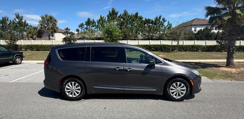 Chrysler Pacifica 2017