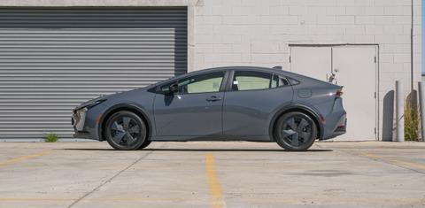 Toyota Prius 2024
