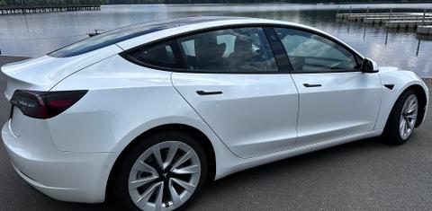 Tesla Model 3 2022