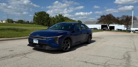 Kia K4 2025