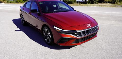 Hyundai Elantra 2025