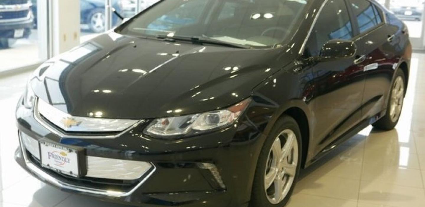 Chevrolet Volt 2017 rental in Romulus, MI by Simon C. Turo
