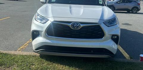 Toyota Highlander Hybrid 2023