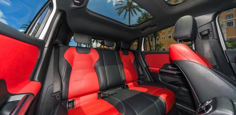 Mercedes-Benz GLA-Class 2021
