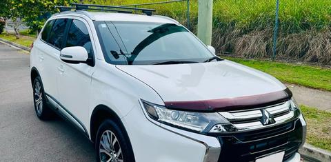 Mitsubishi OUTLANDER 2016