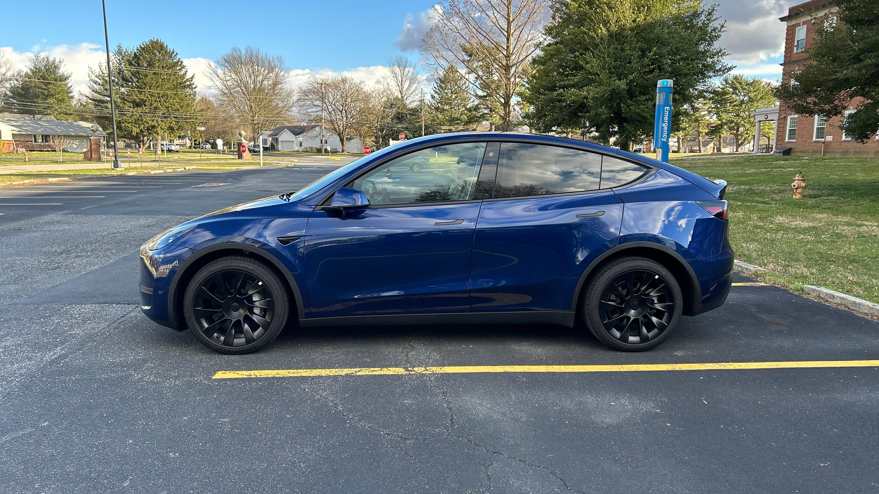 Tesla Model Y 2023 in Smyrna, DE