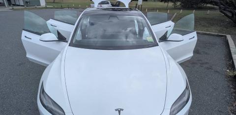 Tesla MODEL 3 2026