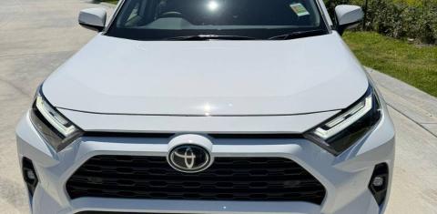 Toyota RAV4 2025