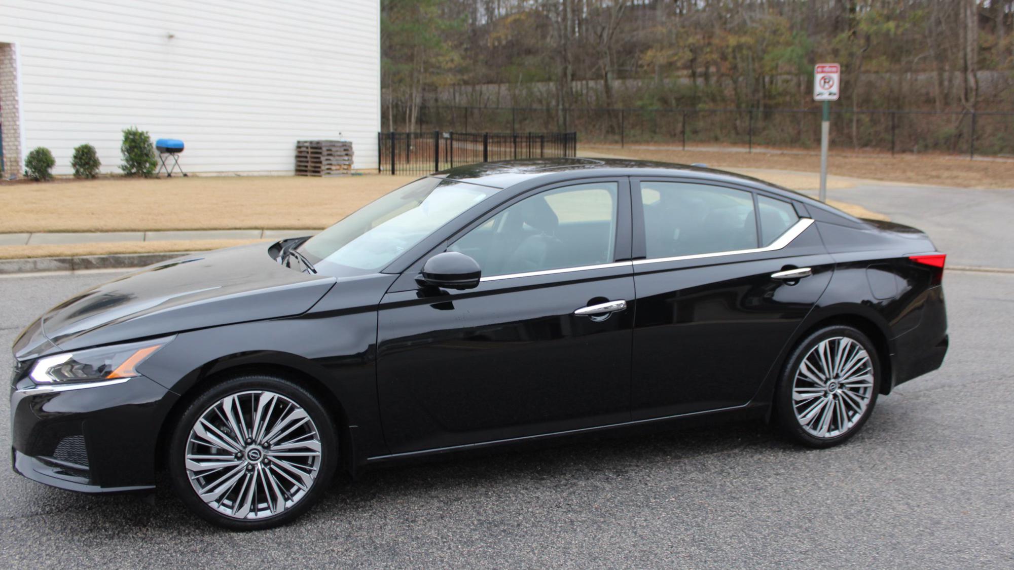 Nissan Altima 2024 in Stockbridge, GA