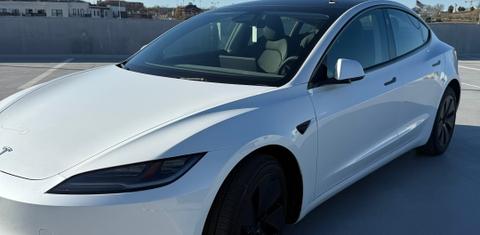 Tesla Model 3 2025