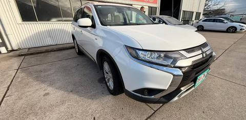 Mitsubishi OUTLANDER 2019