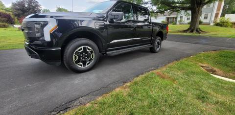 Ford F-150 Lightning 2023