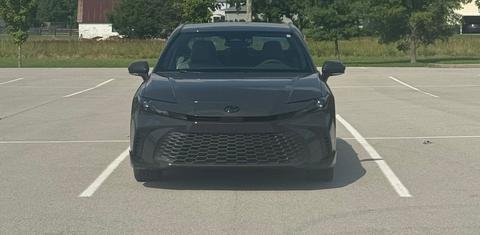 Toyota Camry Hybrid 2025