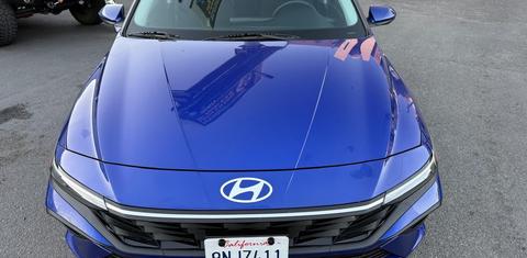 Hyundai Elantra 2024