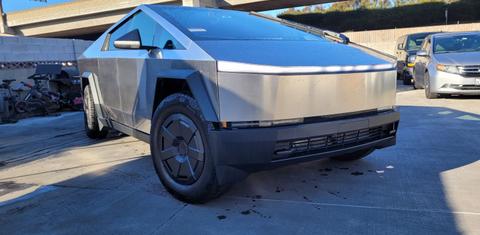 Tesla Cybertruck 2024