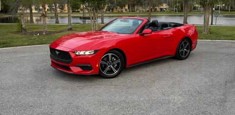 Ford Mustang 2024