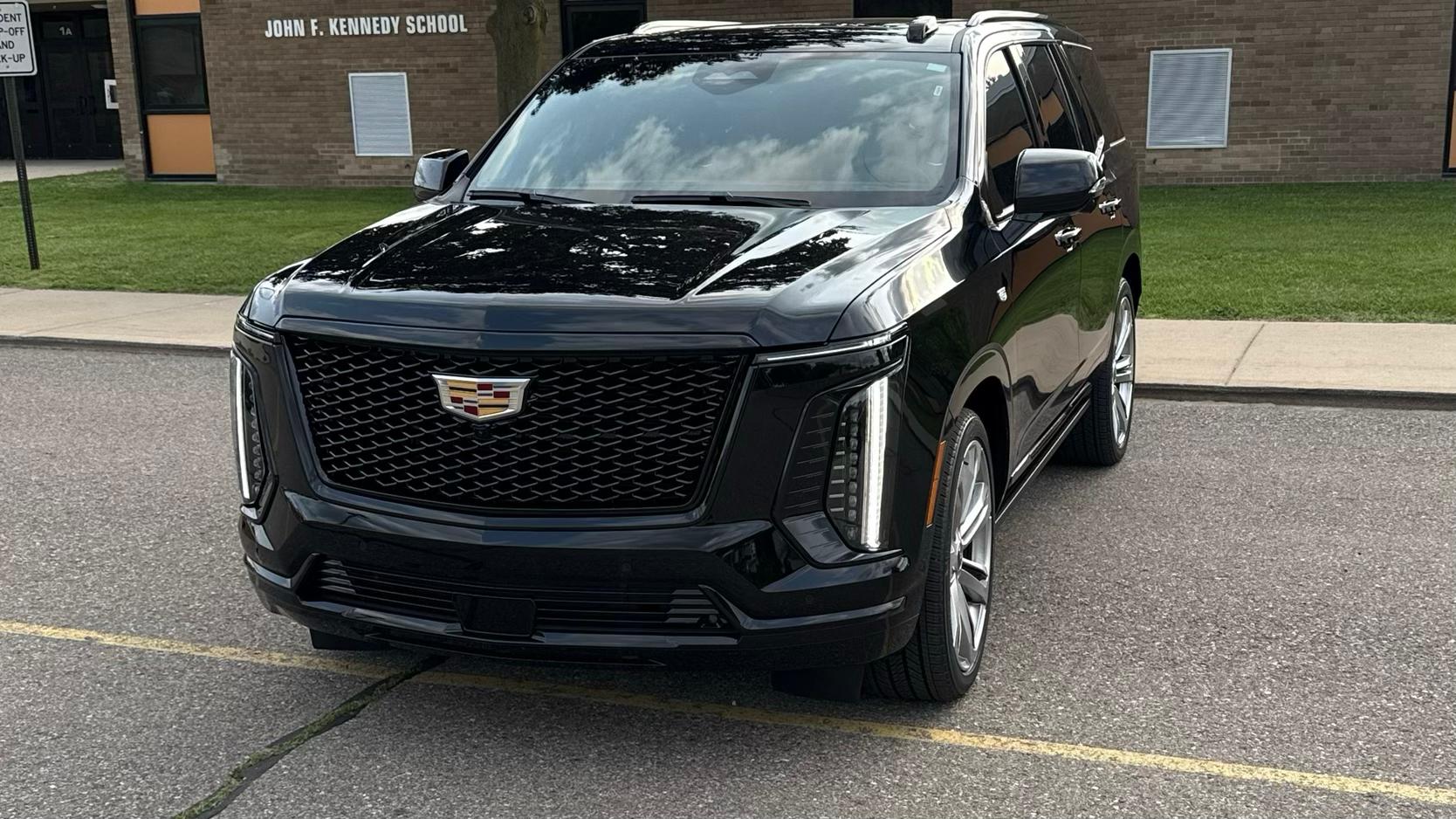Cadillac Escalade 2025 in 