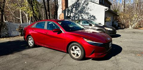 Hyundai Elantra 2023