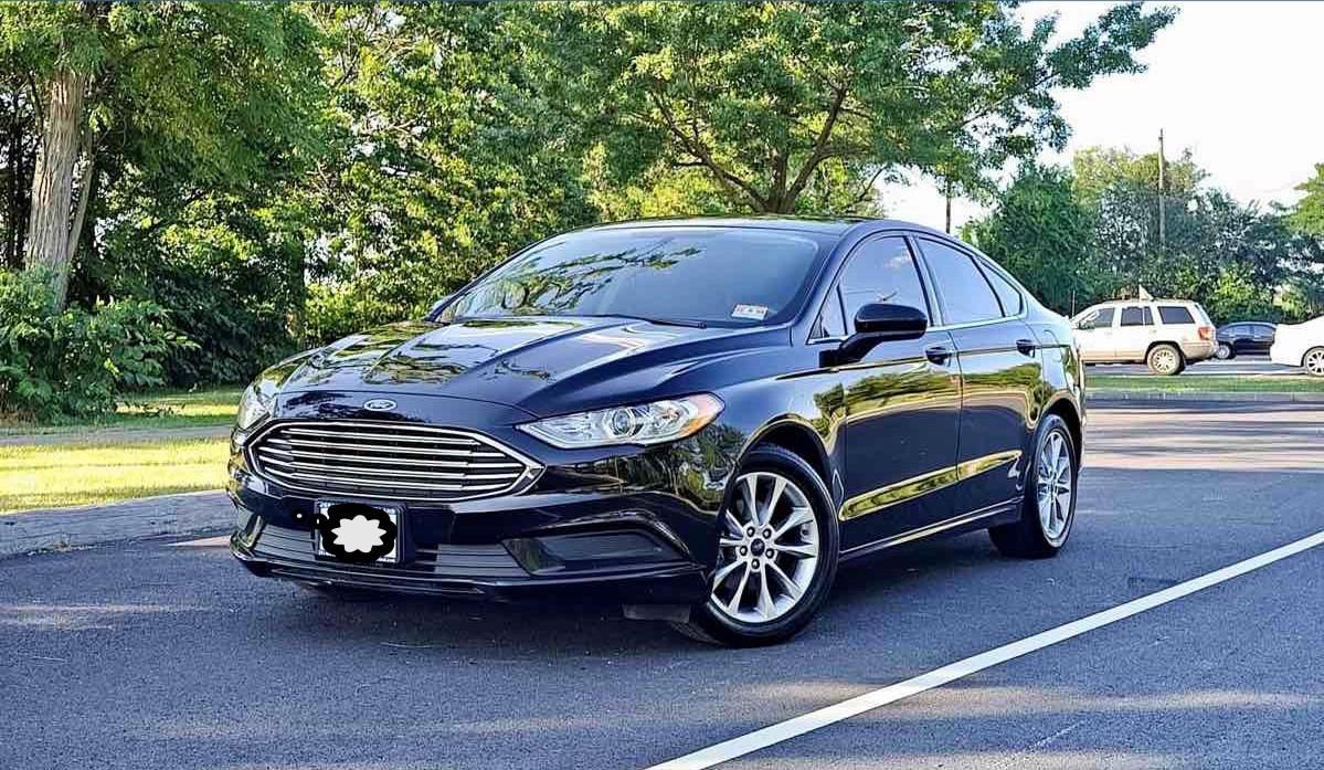 Ford Fusion 2017 in Jacksonville, FL