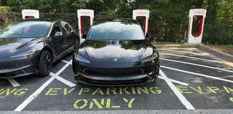 Tesla Model 3 2024