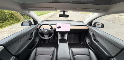 Tesla Model Y 2020