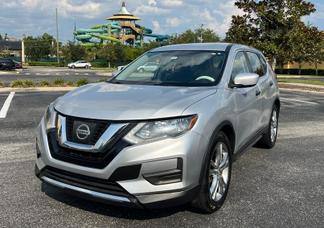 Nissan Rogue car