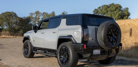 GMC HUMMER EV SUV 2024