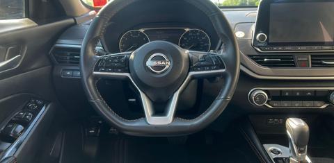 Nissan Altima 2024
