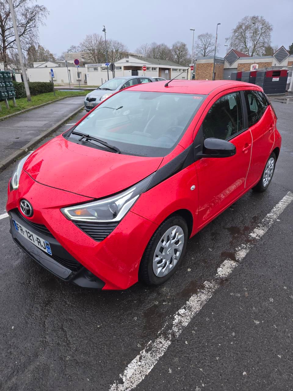 Toyota AYGO 2020 à Bondoufle
