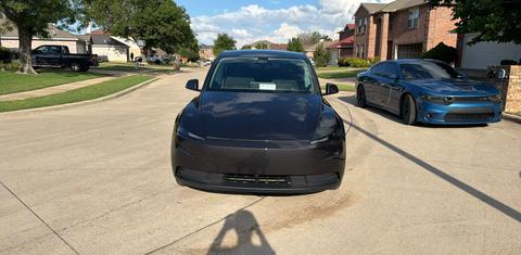 Tesla Model Y 2026