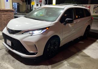 Toyota Sienna car