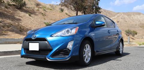 Toyota Prius c 2017