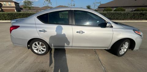Nissan Versa 2015