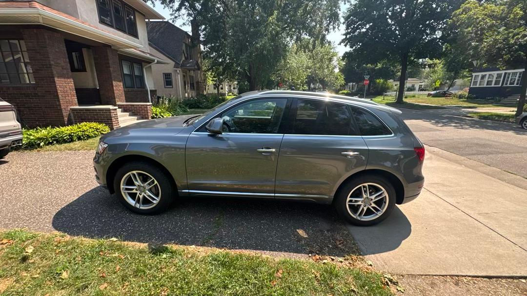 Audi Q5 2016 in Minneapolis, MN