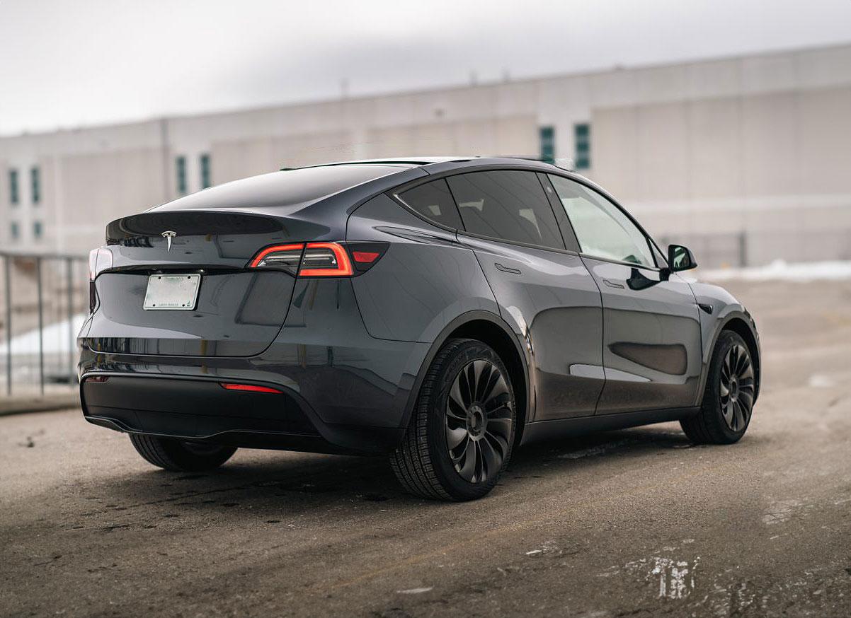 Tesla Model Y 2025 in Del Rey Oaks, CA