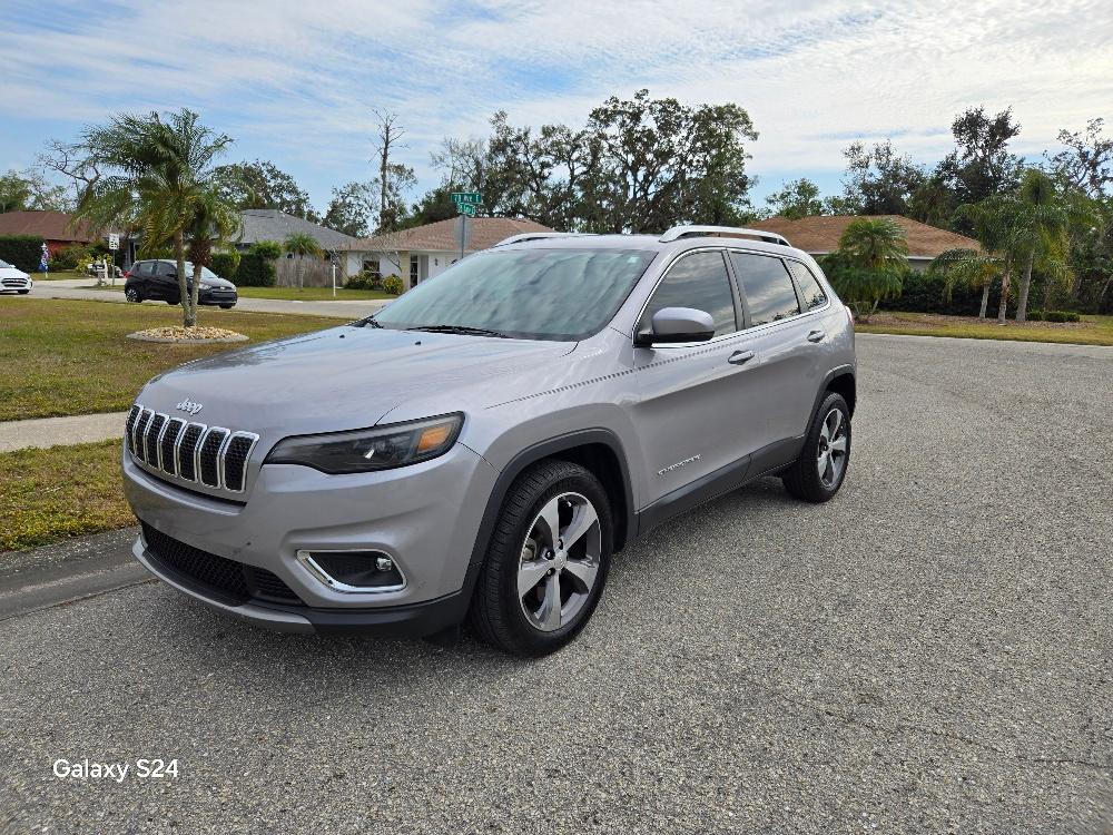Jeep Cherokee 2019 in Sarasota, FL