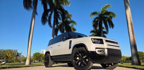 Land Rover Defender 2026