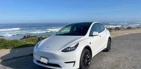 Tesla Model Y 2022